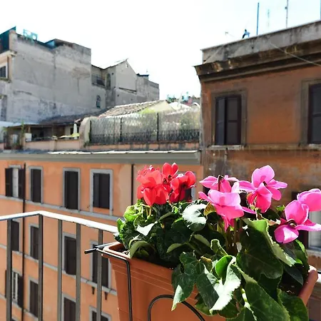 Apartment Bright And Comfy 3 Bedroom In Monti