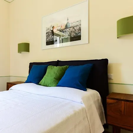 Bright And Comfy 3 Bedroom In Monti *