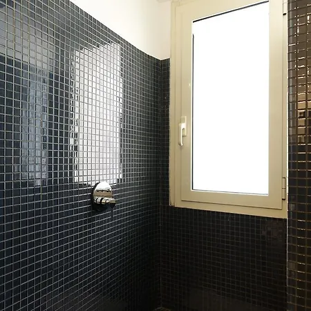 Bright And Comfy 3 Bedroom In Monti Rome